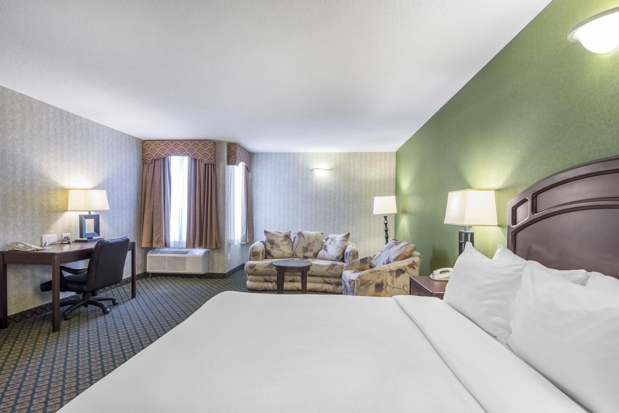Clarion Hotel & Conference Centre Sherwood Park Esterno foto