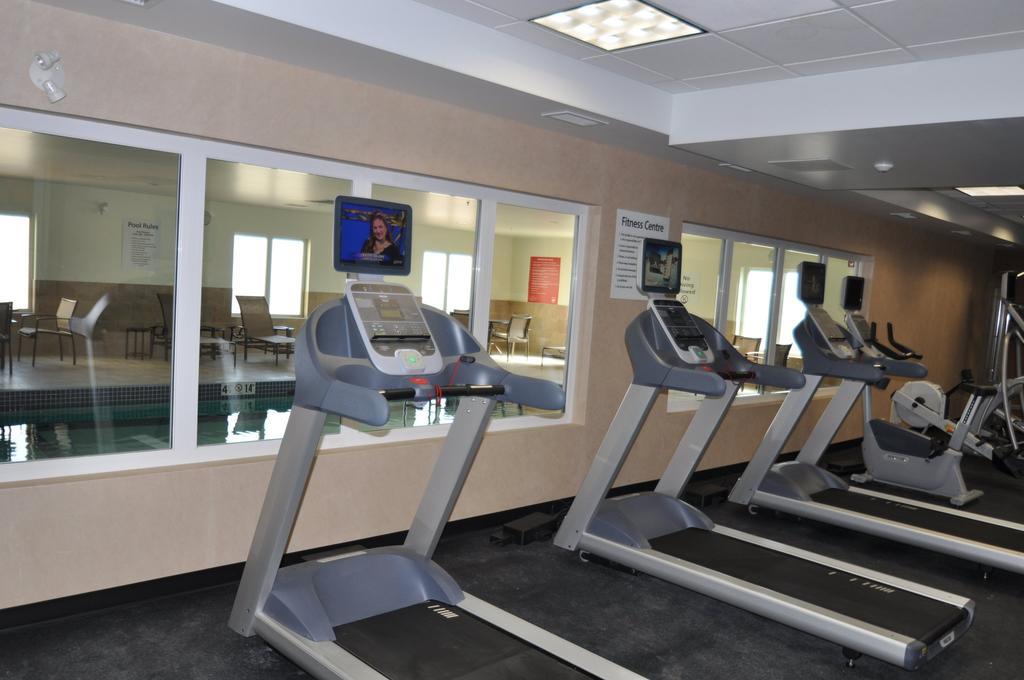 Clarion Hotel & Conference Centre Sherwood Park Esterno foto