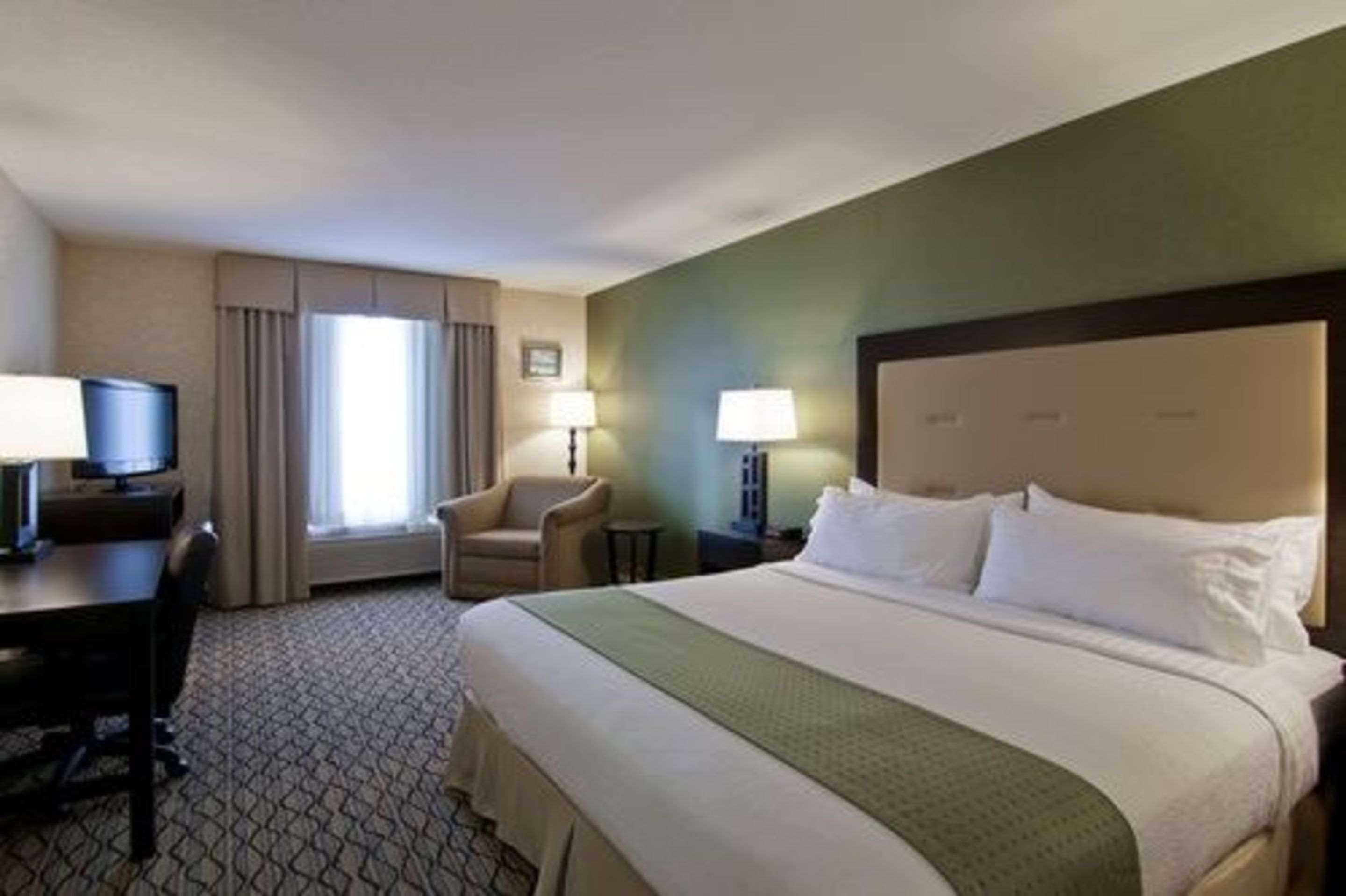 Clarion Hotel & Conference Centre Sherwood Park Esterno foto