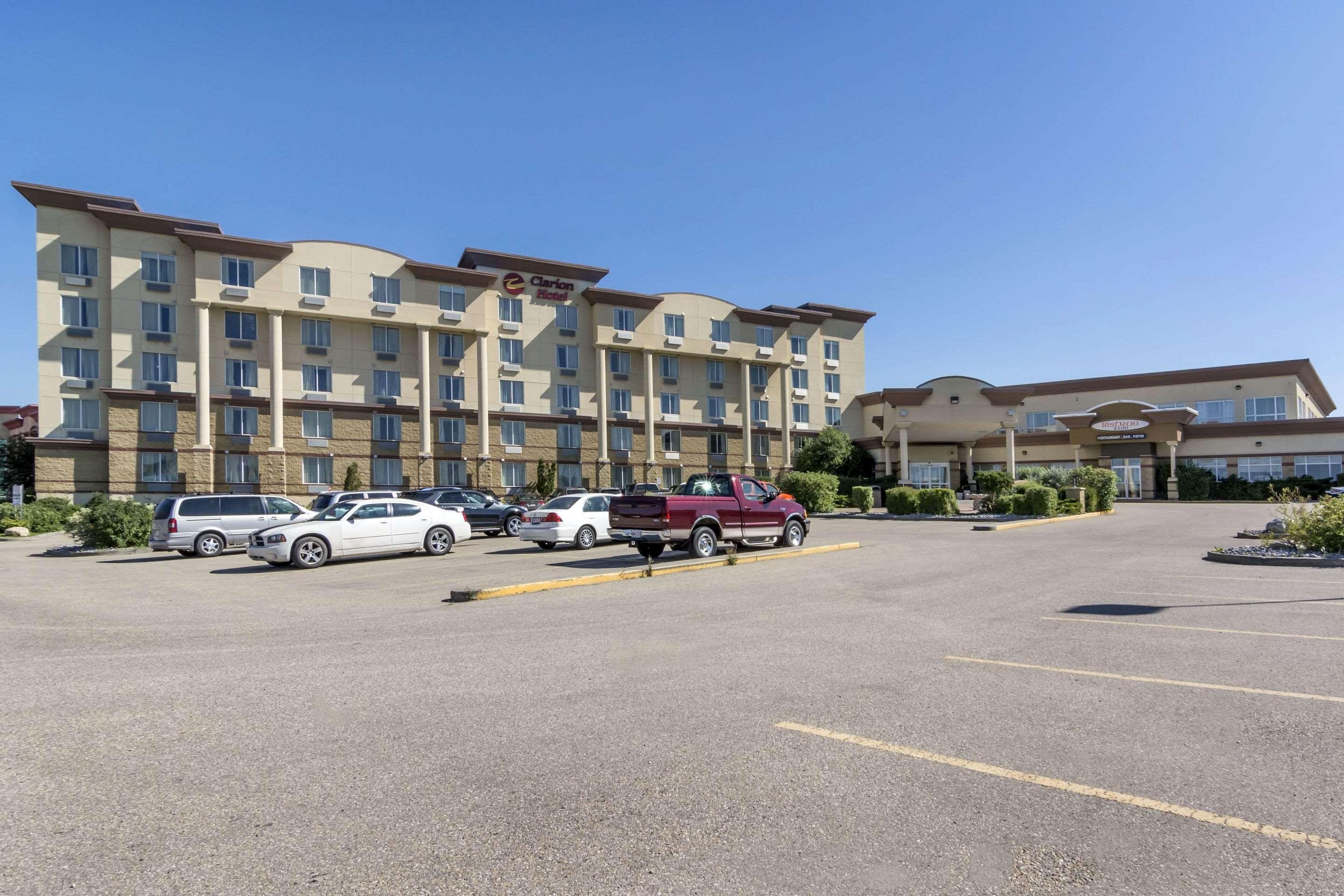Clarion Hotel & Conference Centre Sherwood Park Esterno foto